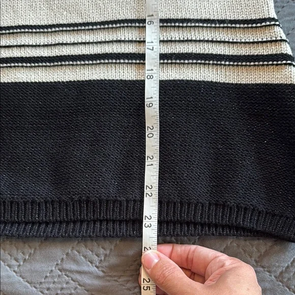 White House Black Market Ribbed Black and Cream Sweater Tank Top - Picture 7 of 12